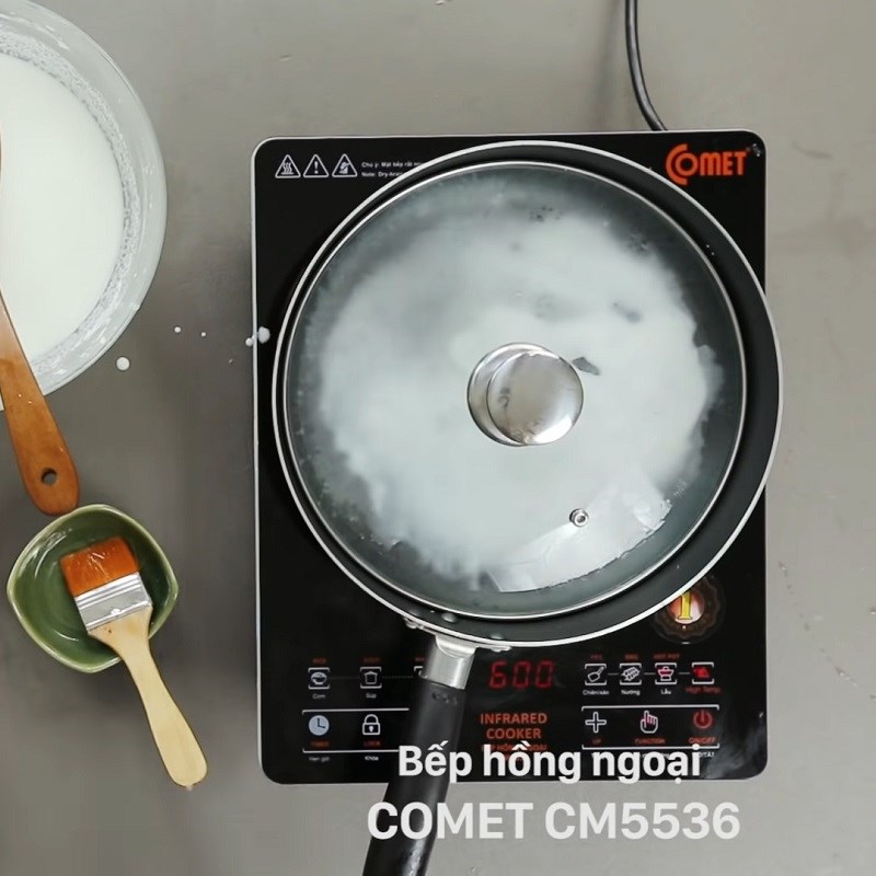 Bước 4 Làm bánh Bánh cuốn làm bằng bột gạo và bột năng