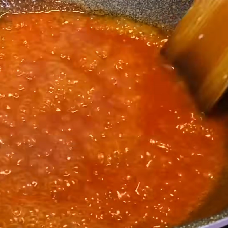 Bước 5 Làm sốt Tôm chiên sốt chua ngọt