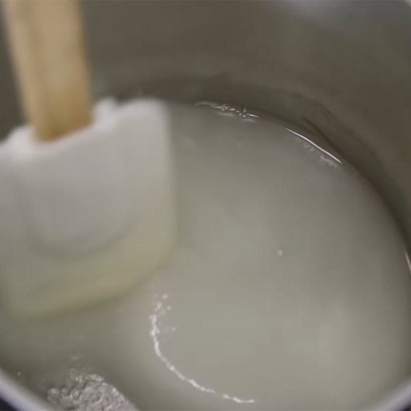Bước 1 Nấu đường Sốt caramel mặn