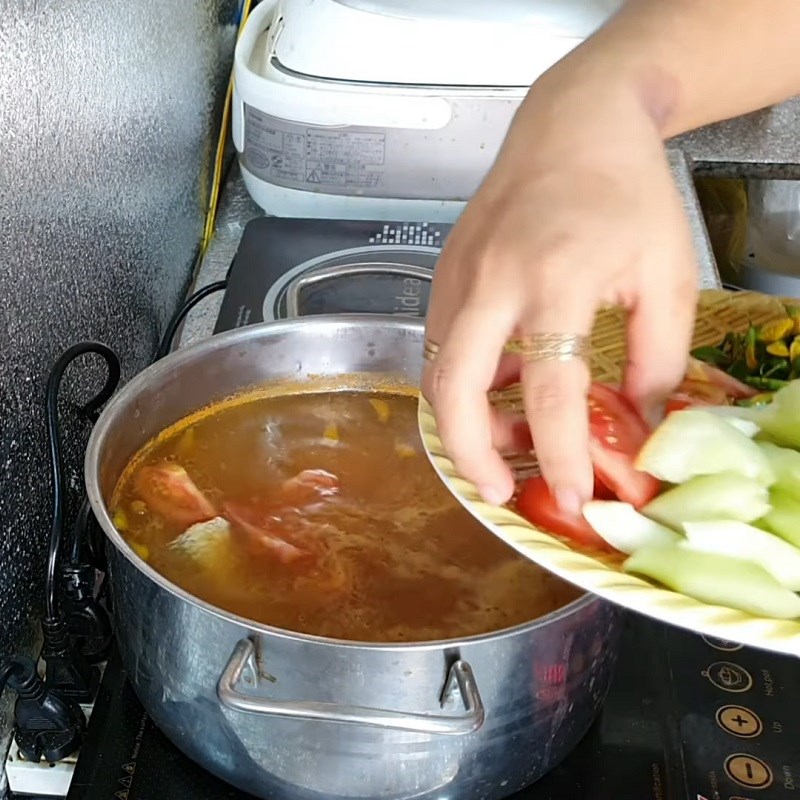 Bước 4 Hoàn thành Canh chua cá chẽm