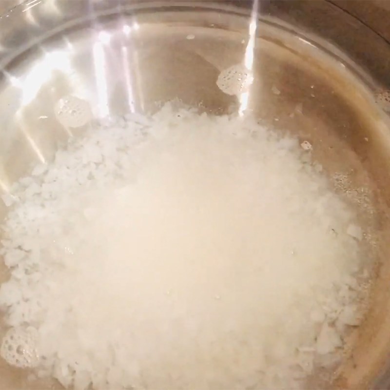 Bước 2 Nấu nước muối đường Dưa gang muối chua