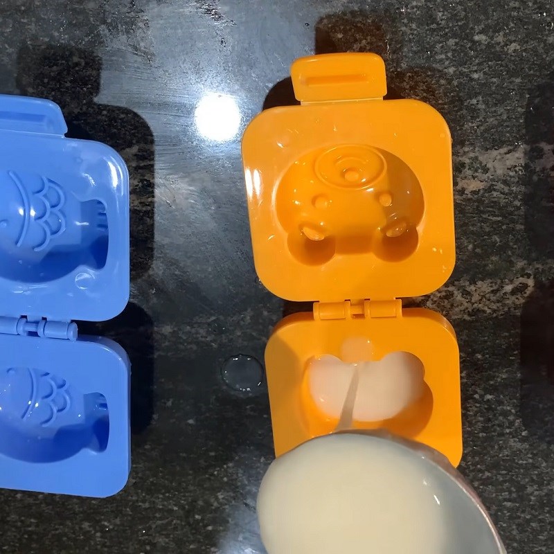 Bước 3 Nấu đậu hũ non và đổ khuôn Đậu hủ non sốt trái cây