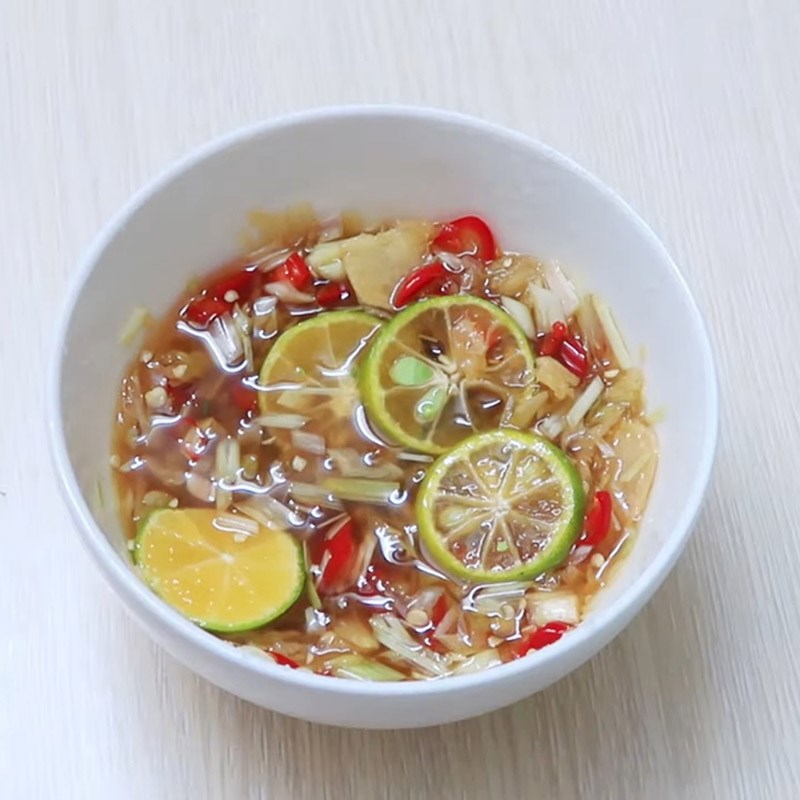 Bước 3 Pha nước chấm Ốc hấp mẻ