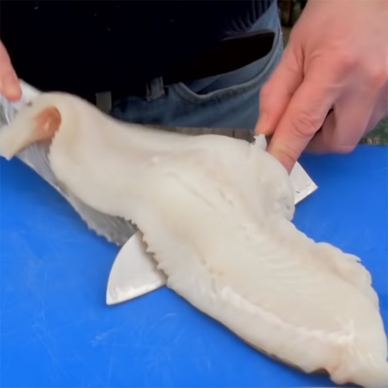 Bước 1 Sơ chế các nguyên liệu Fish and Chips kèm đậu nghiền
