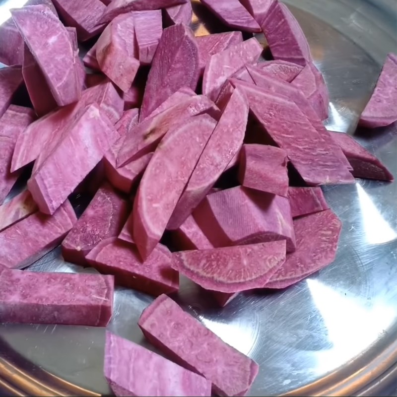 Bước 1 Sơ chế khoai lang Mứt khoai lang tím
