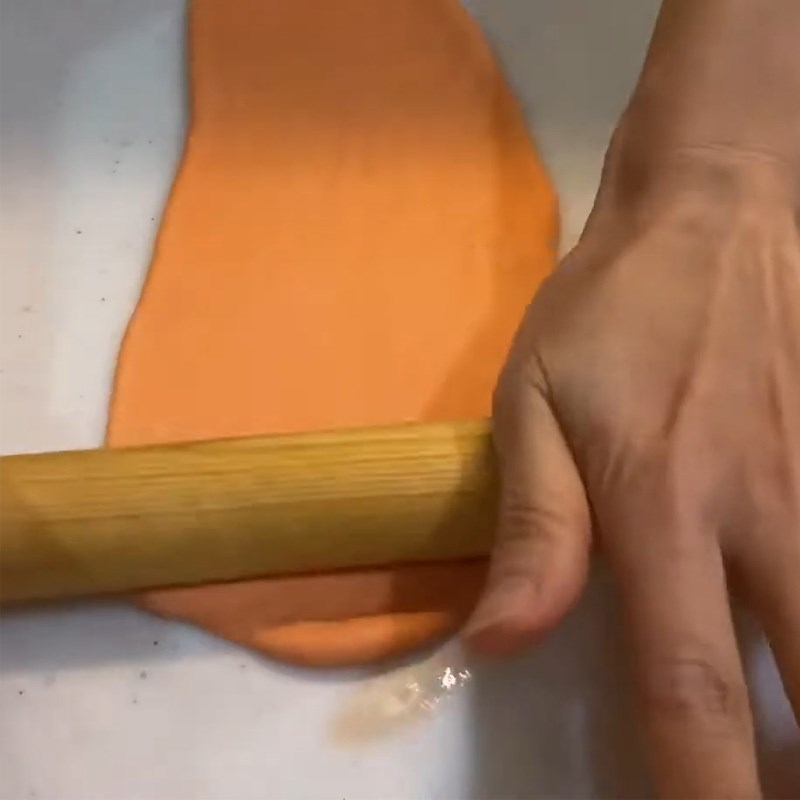 Bước 4 Tạo hình bánh mì cờ tổ quốc Bánh mì tổ quốc - bánh mì yêu nước