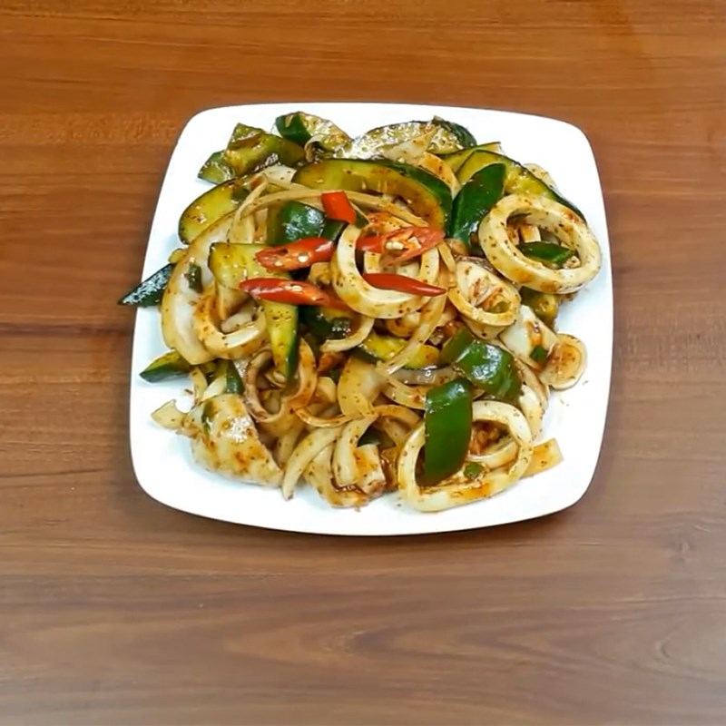 Bước 5 Thành phẩm Salad mực Hàn Quốc