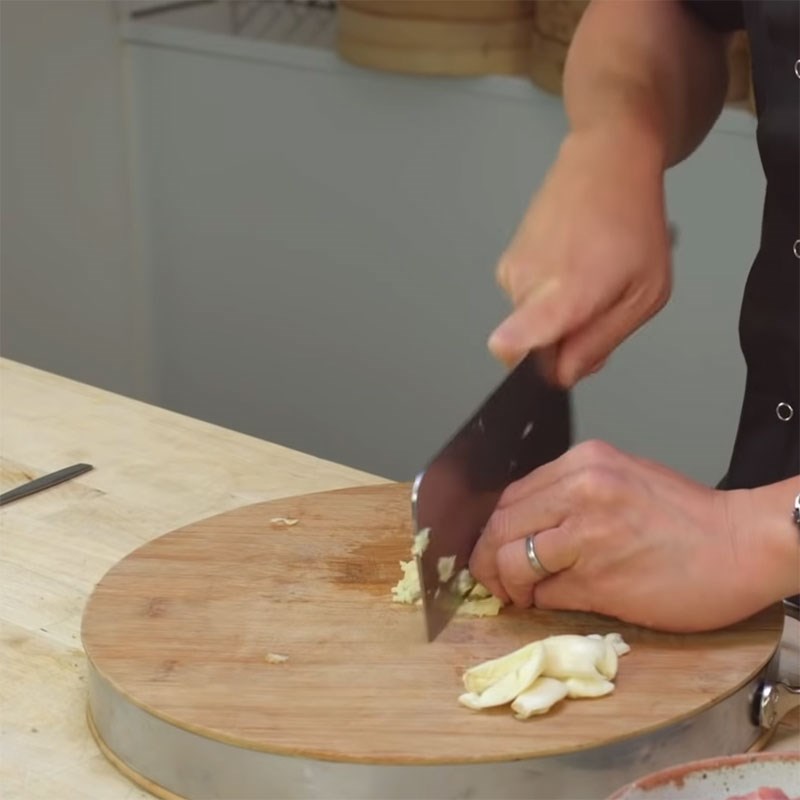 Bước 3 Sơ chế các nguyên liệu khác Bánh bao kim chi
