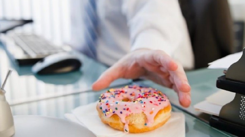 Ăn đồ ngọt g&acirc;y thiếu chất