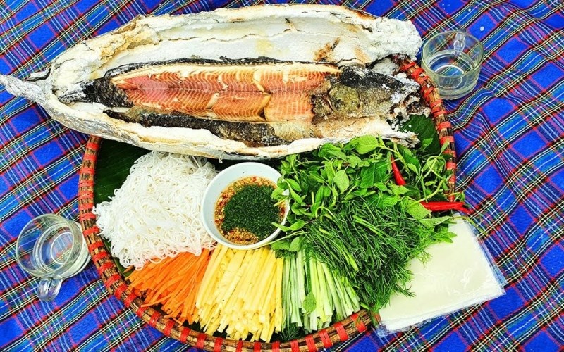 Cá lóc nướng muối tuyết