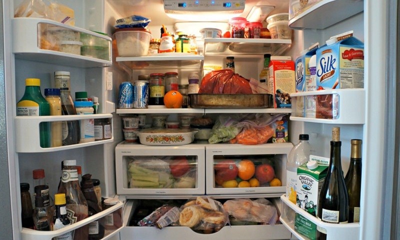 Không để quá nhiều đồ trong tủ lạnh