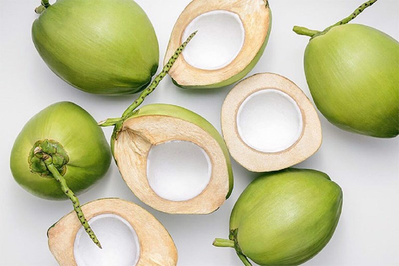 Cách chọn dừa non để làm mứt