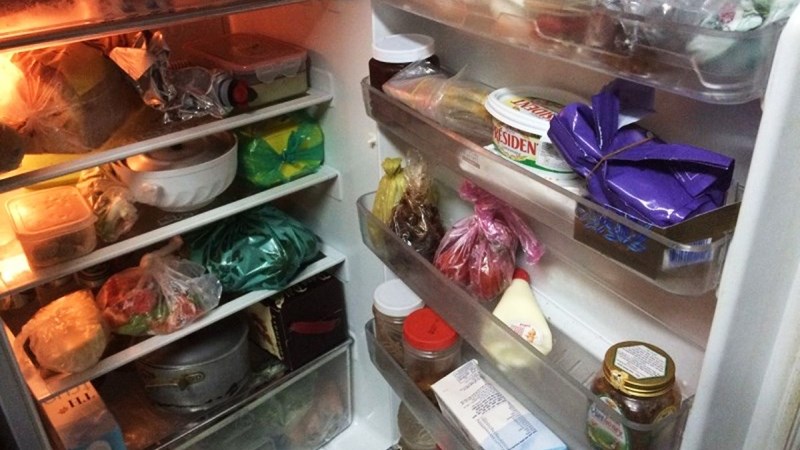 Bảo quản thực phẩm trong tủ lạnh trong thời gian dài cũng có những mối nguy hiểm tiềm ẩn đi kèm. Tìm hiểu ngay!