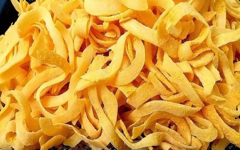 Mứt dừa gấc non