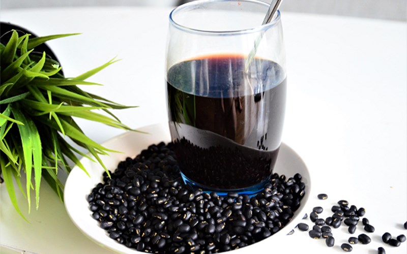 Nước đậu đen có tác dụng gì? Uống nước đậu đen mỗi ngày có tốt không?