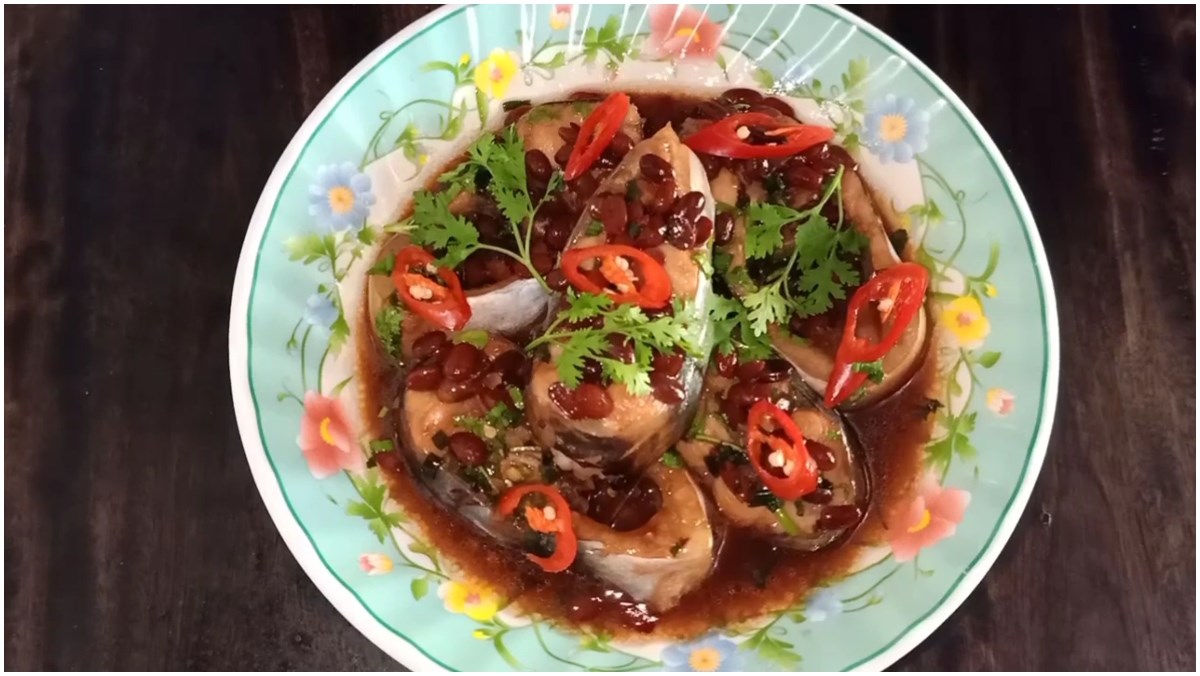 Cá basa kho tương