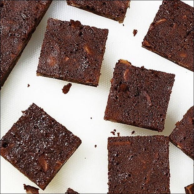 Cách làm bánh brownie hạnh nhân thơm ngon đơn giản dễ làm