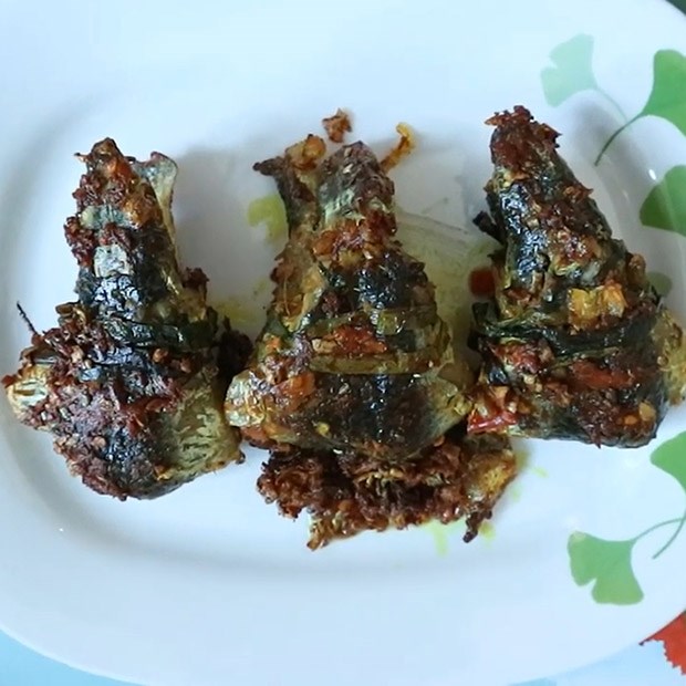 2 cách làm cá chuồn chiên nghệ và chiên củ nén thơm lừng ngon miệng