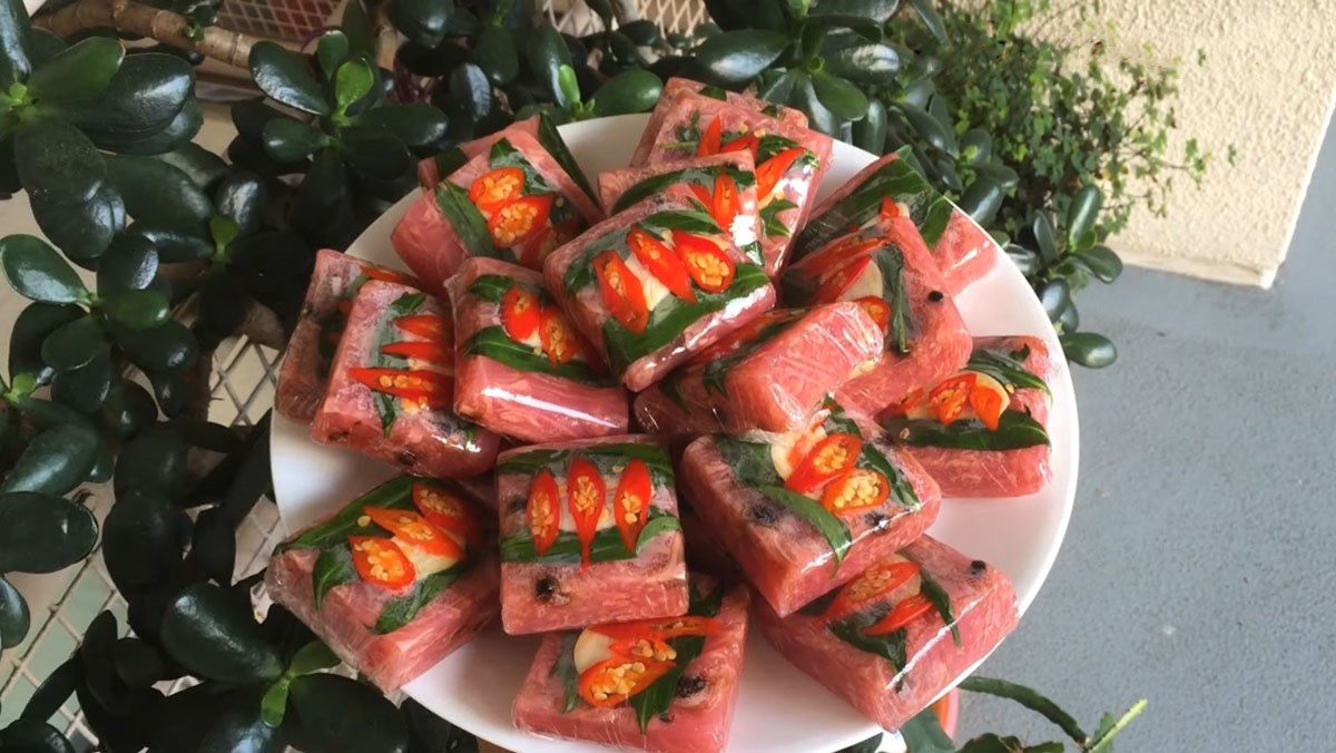 Nem chua chay làm từ đu đủ