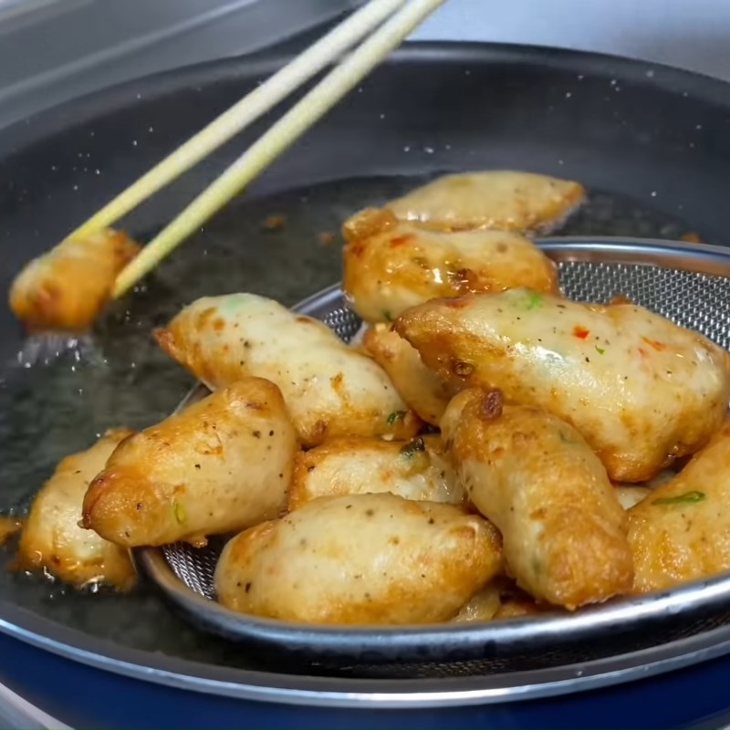 Bước 4 Chiên chả cá Chả cá basa