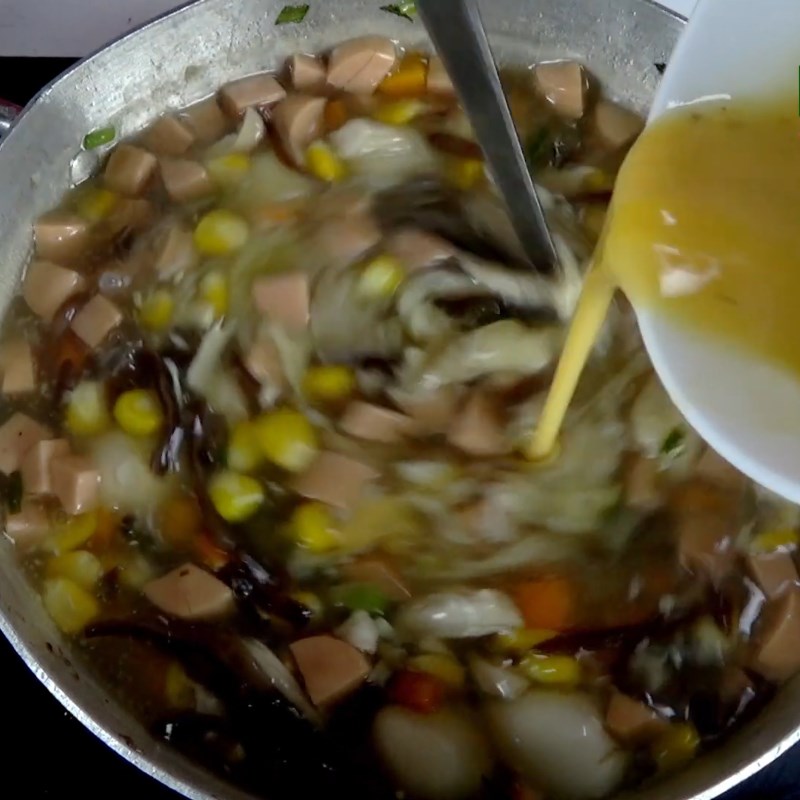 Bước 4 Nấu súp Súp gà thập cẩm