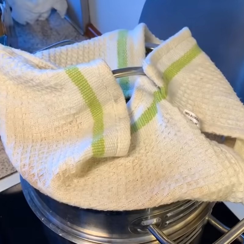 Bước 5 Hấp bánh Bánh bao kim sa vỏ vàng nhân trứng muối