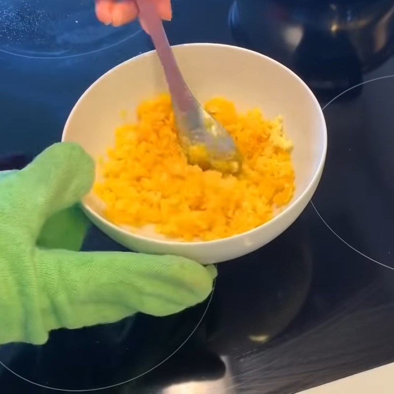 Bước 2 Làm nhân trứng muối custard Bánh bao kim sa vỏ vàng nhân trứng muối