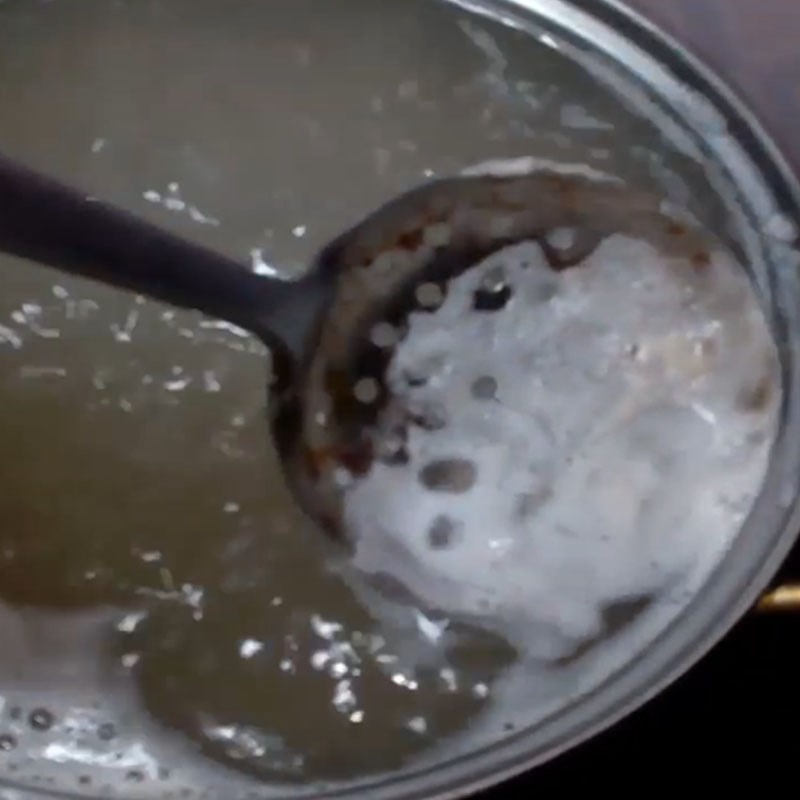 Bước 3 Nấu nước vo gạo Mùng chua Nghệ An