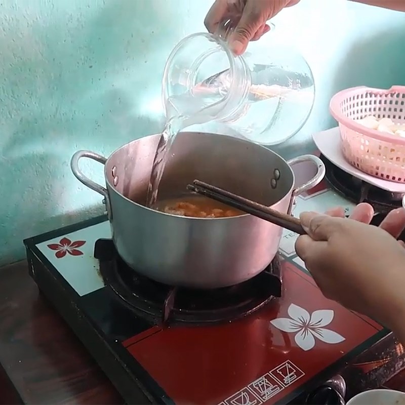 Bước 5 Nấu canh Canh củ từ nấu tôm