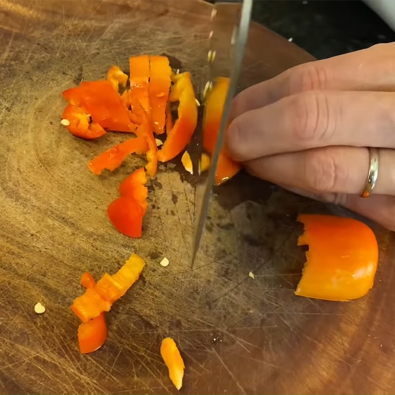 Bước 2 Sơ chế nguyên liệu khác Ngao (nghêu) xào tương đen