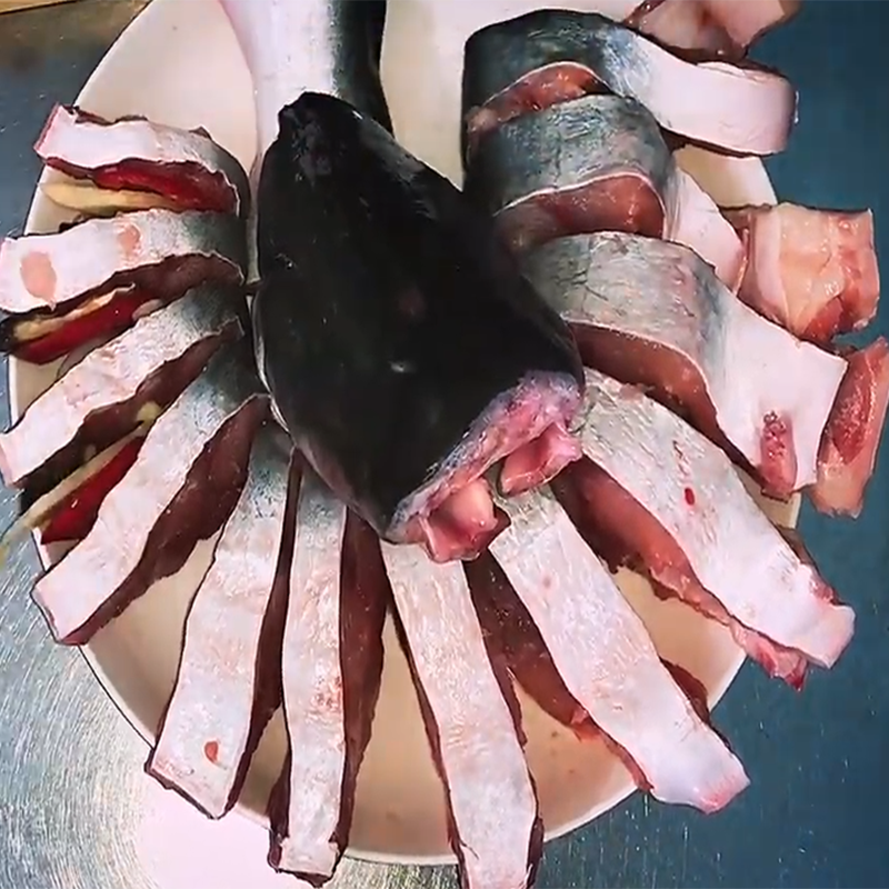 Step 1 Preparing basa fish Ginger steamed basa fish
