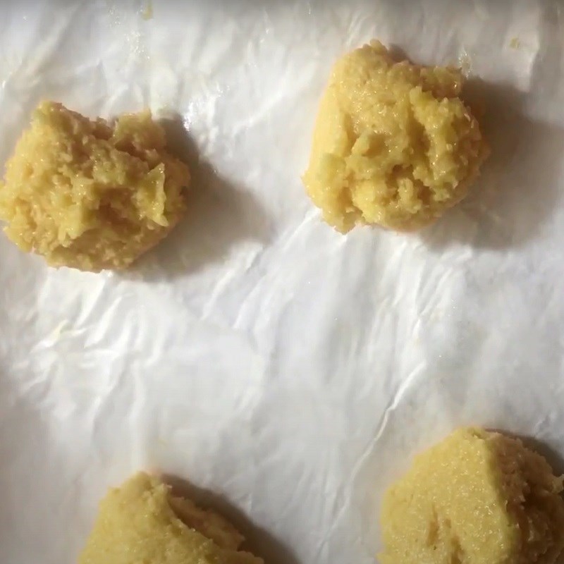 Bước 3 Tạo hình bánh Bánh quy cookie dừa nướng bằng nồi chiên không dầu