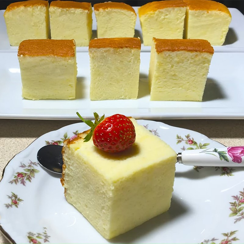 Bước 6 Thành phẩm Bánh bông lan hạnh nhân sữa chua Hy Lạp