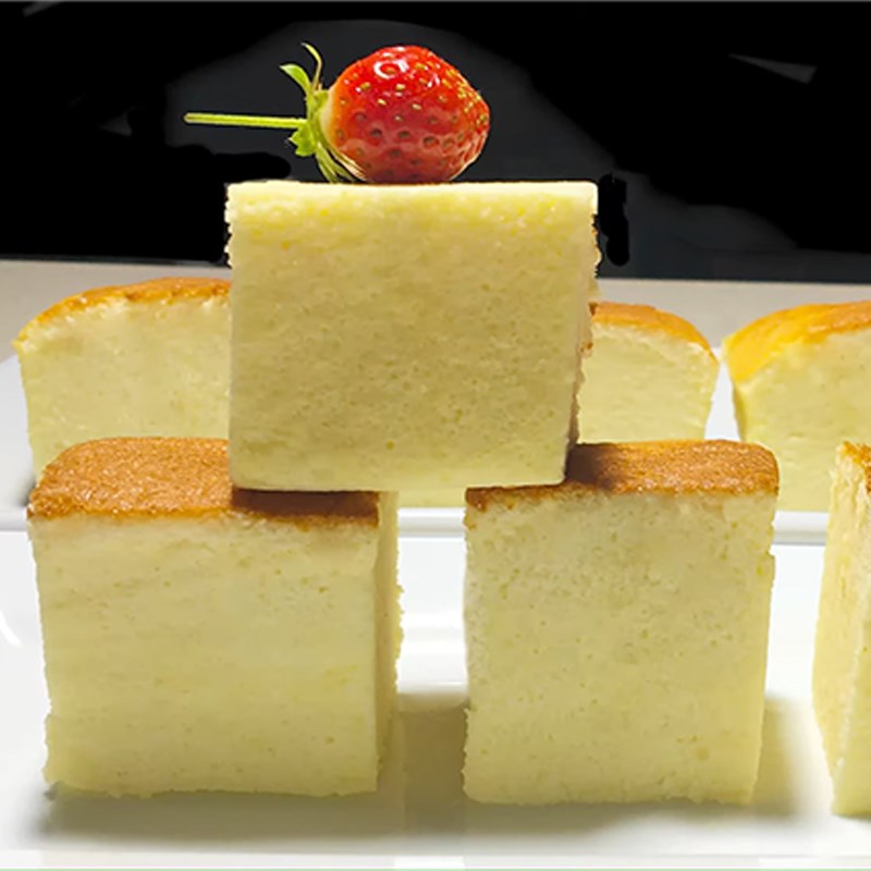 Bước 6 Thành phẩm Bánh bông lan hạnh nhân sữa chua Hy Lạp