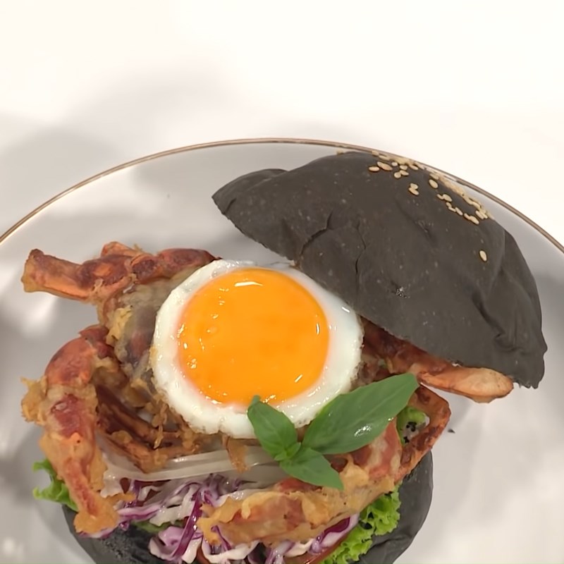 Bước 6 Thành phẩm Burger cua lột