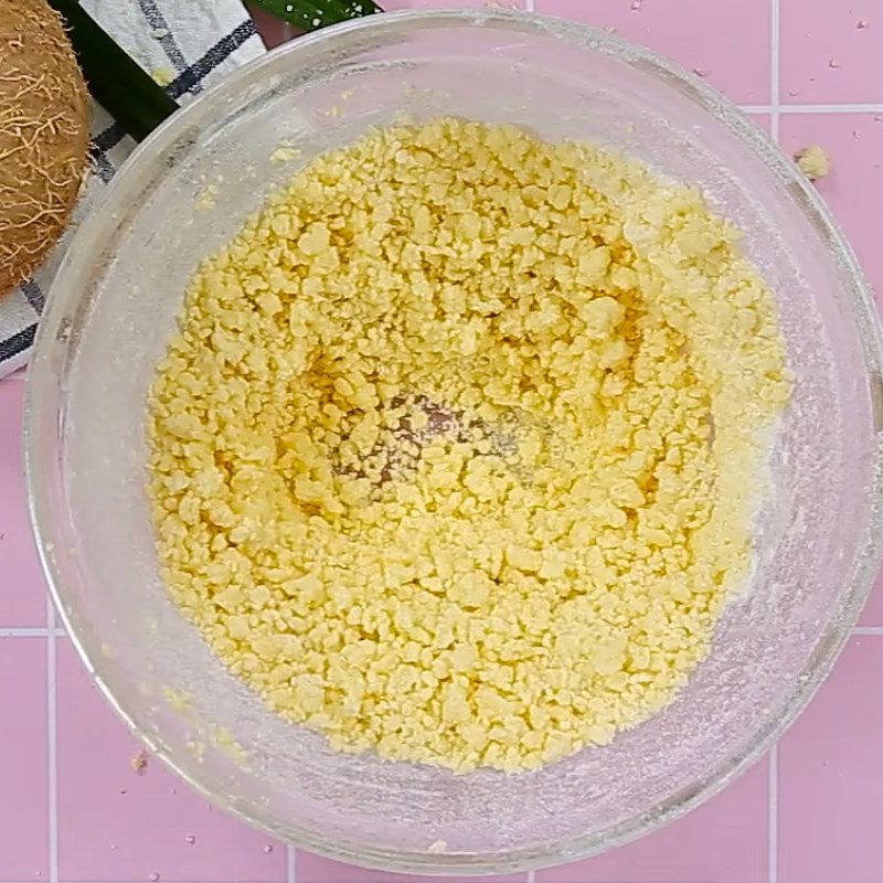 Bước 2 Trộn bột bánh Bánh tart trứng dừa lá dứa