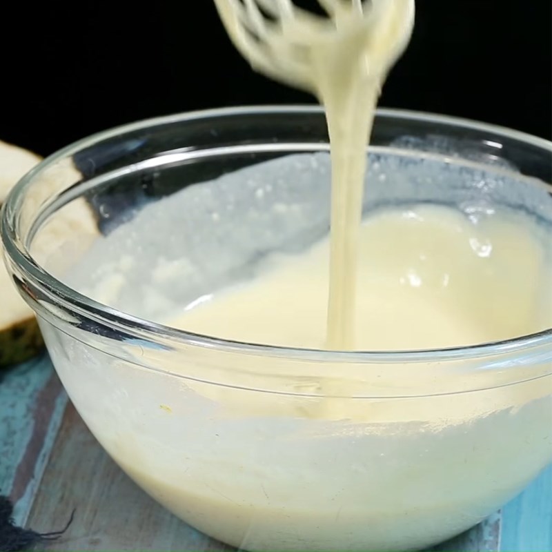 Bước 1 Trộn bột chiên Mãng cầu chiên giòn