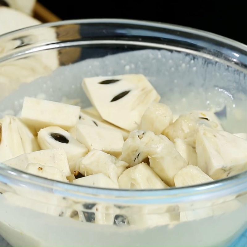 Bước 2 Trộn mãng cầu chiên Mãng cầu chiên giòn