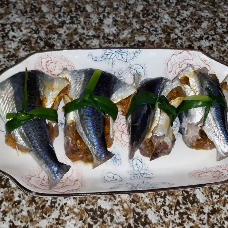 Bước 4 Ướp cá Cá chuồn chiên củ nén