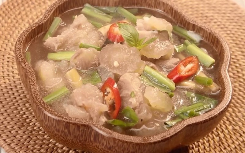 Canh gân bò