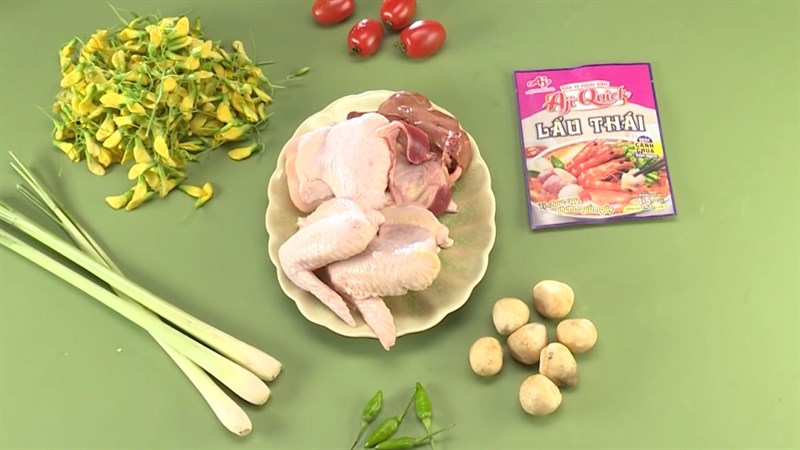 Canh gà kiểu thái