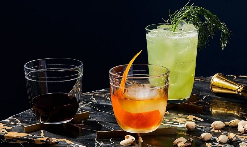 Đồ uống c&oacute; cồn