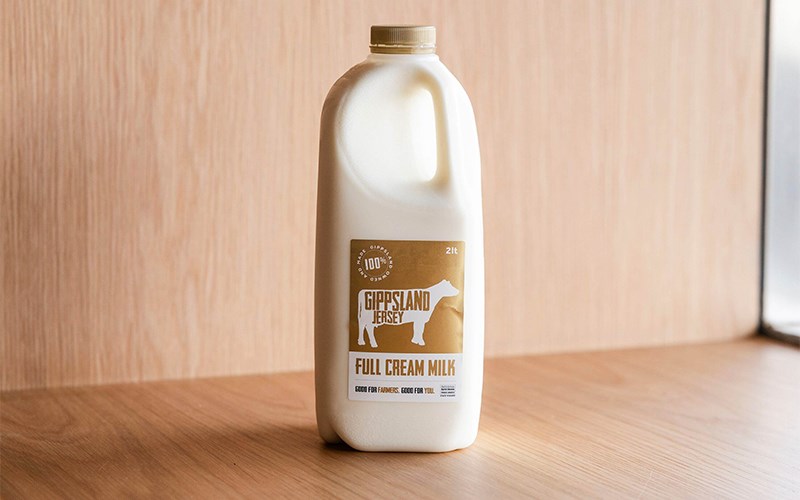 Uống c&aacute;c loại sữa gi&uacute;p tăng c&acirc;n