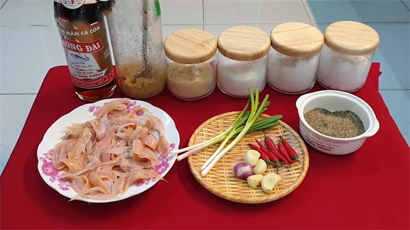 nguyên liệu làm cá bơn kho quẹt