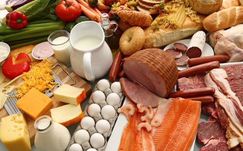 Ăn uống đầy đủ