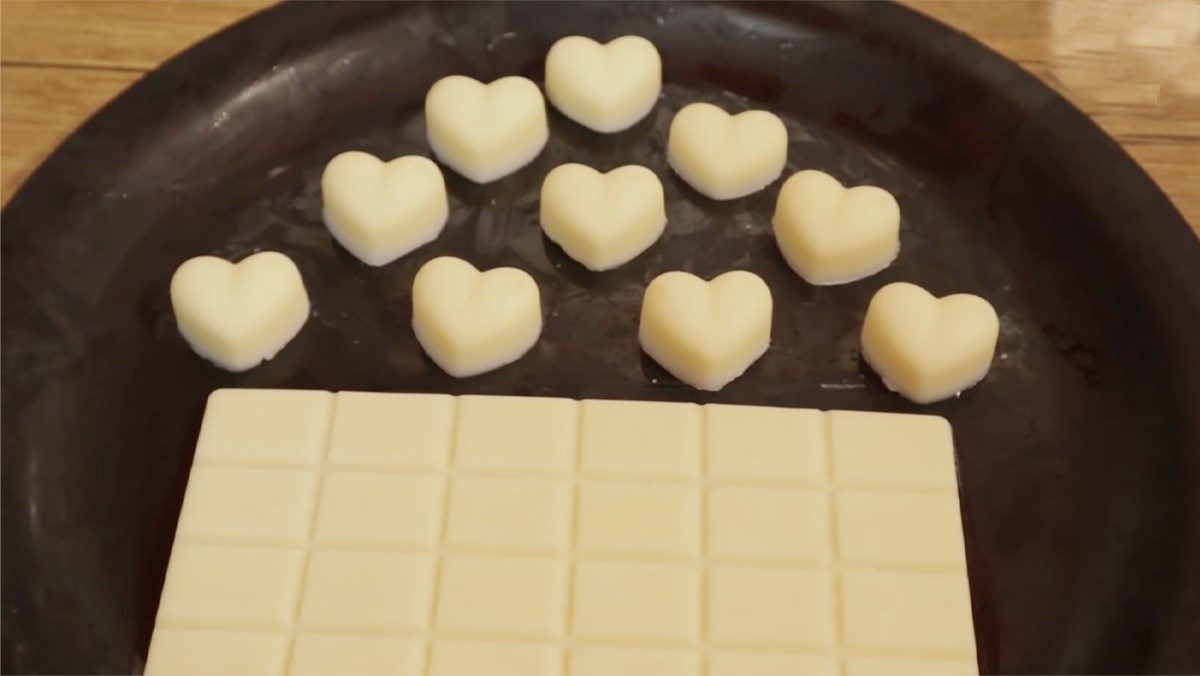 Hướng dẫn cách làm socola trắng từ nguyên liệu đến món quà ngon tuyệt