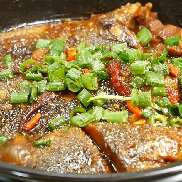 Cách làm cá rô kho tộ thơm ngon đậm đà hấp dẫn cực đưa cơm