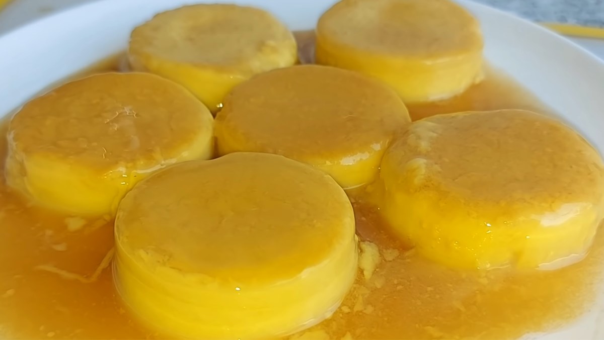 Bánh flan chay từ bí đỏ