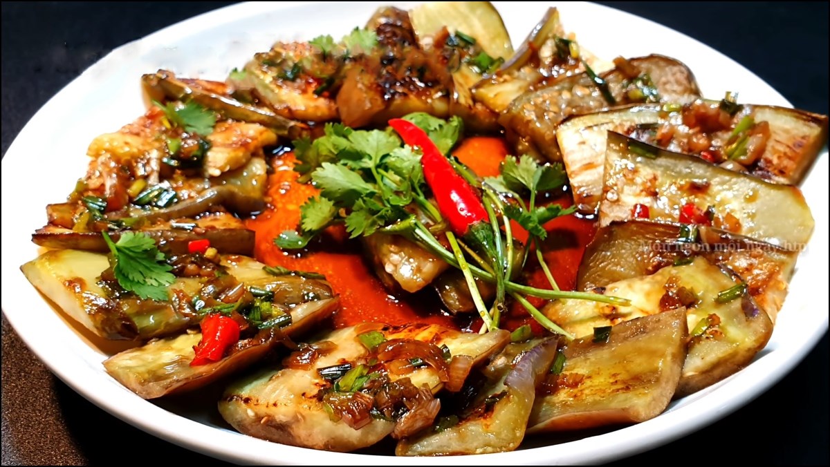 Cà tím áp chảo