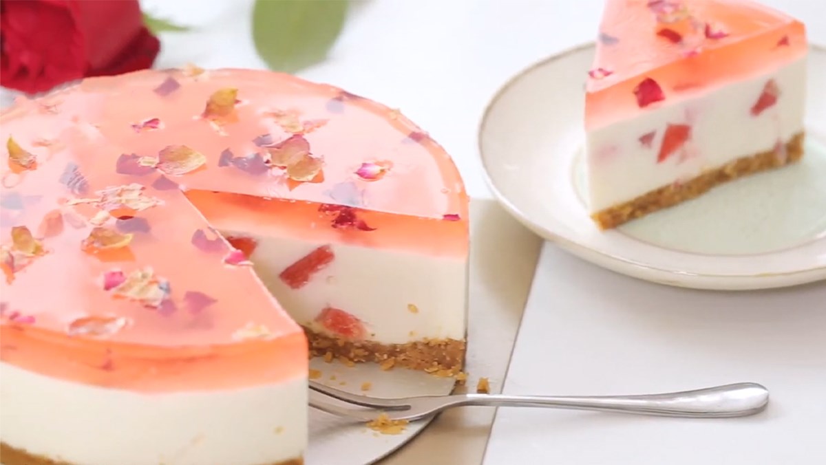 Cheesecake hoa hồng